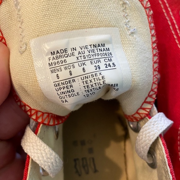 Red Low Top Converse - Picture 4 of 4